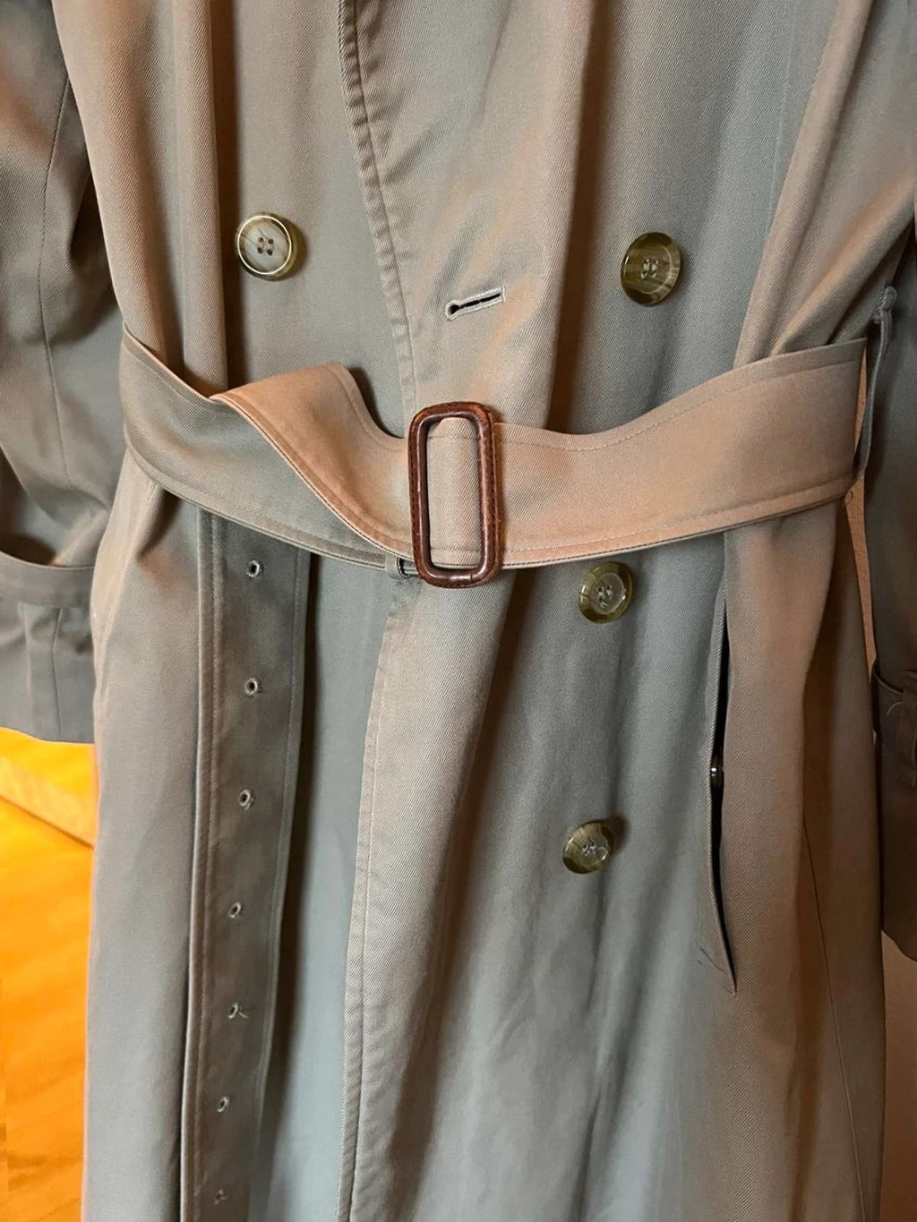 Burberry khaki trench - view 4