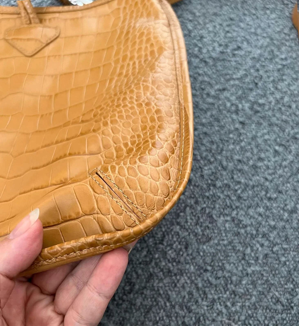 Longchamp roseau croco beige mustard leather crossbody bag - view 9