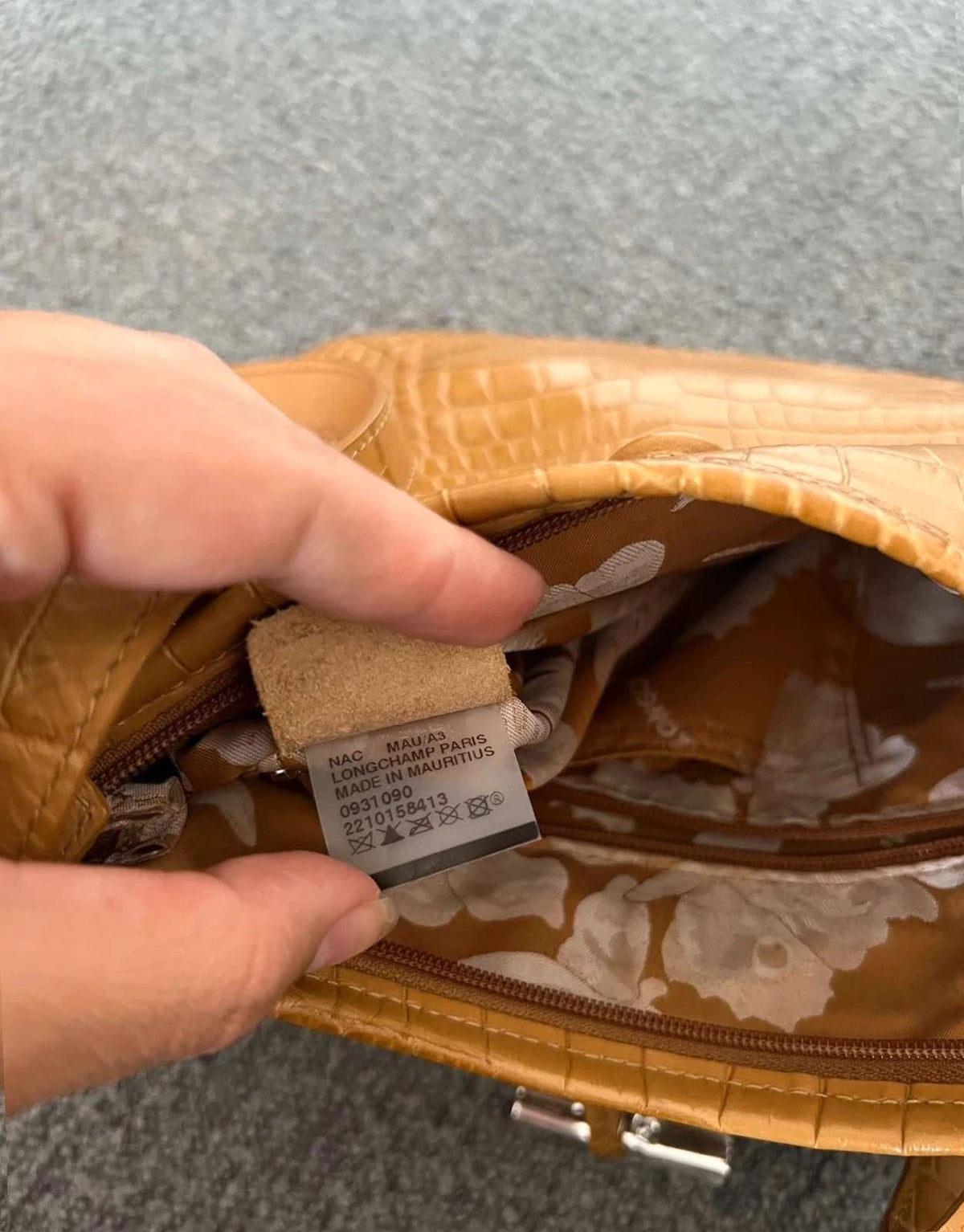 Longchamp roseau croco beige mustard leather crossbody bag - view 11