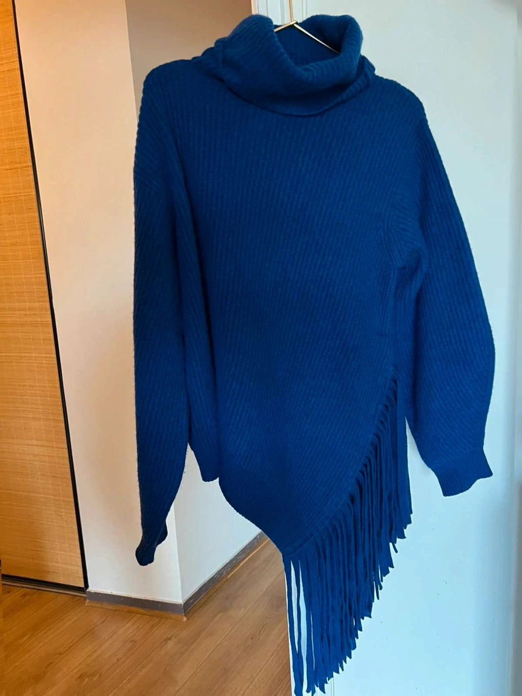Stella McCartney blue cashmere turtleneck sweater