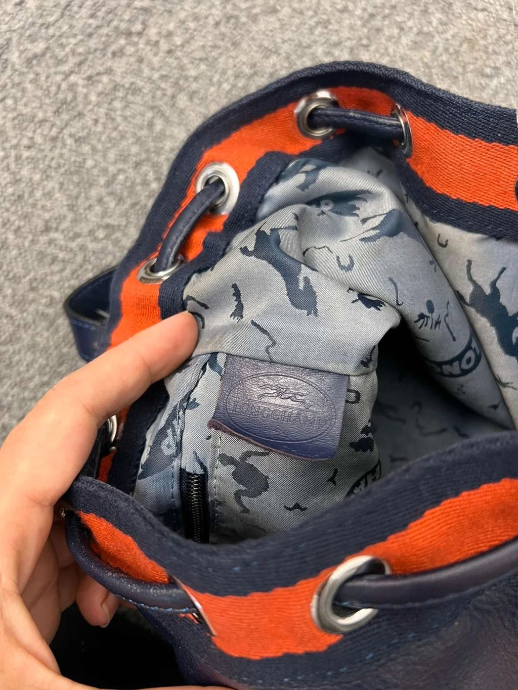 Longchamp blue leather bucket bag - view 10