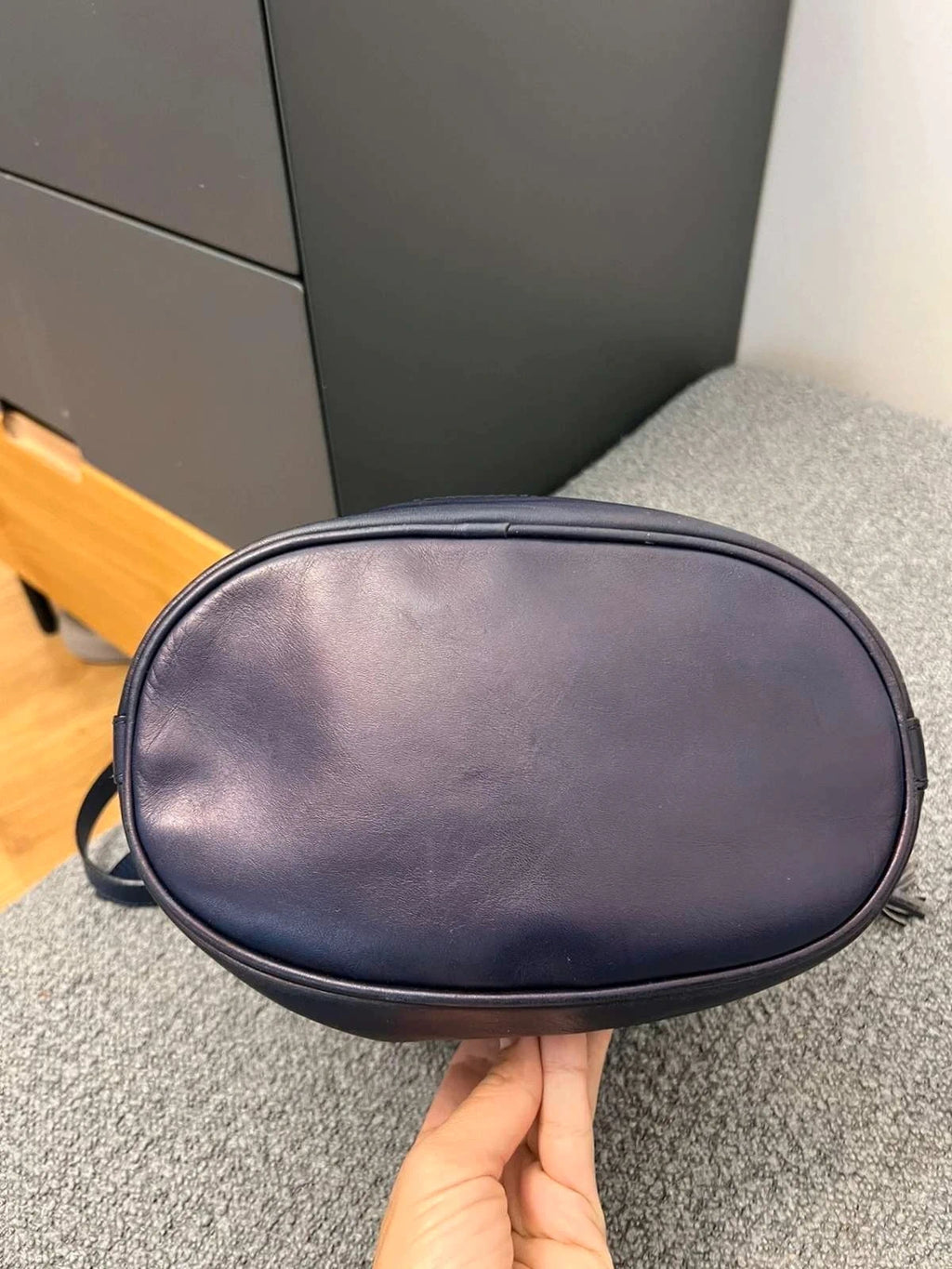 Longchamp blue leather bucket bag - view 6