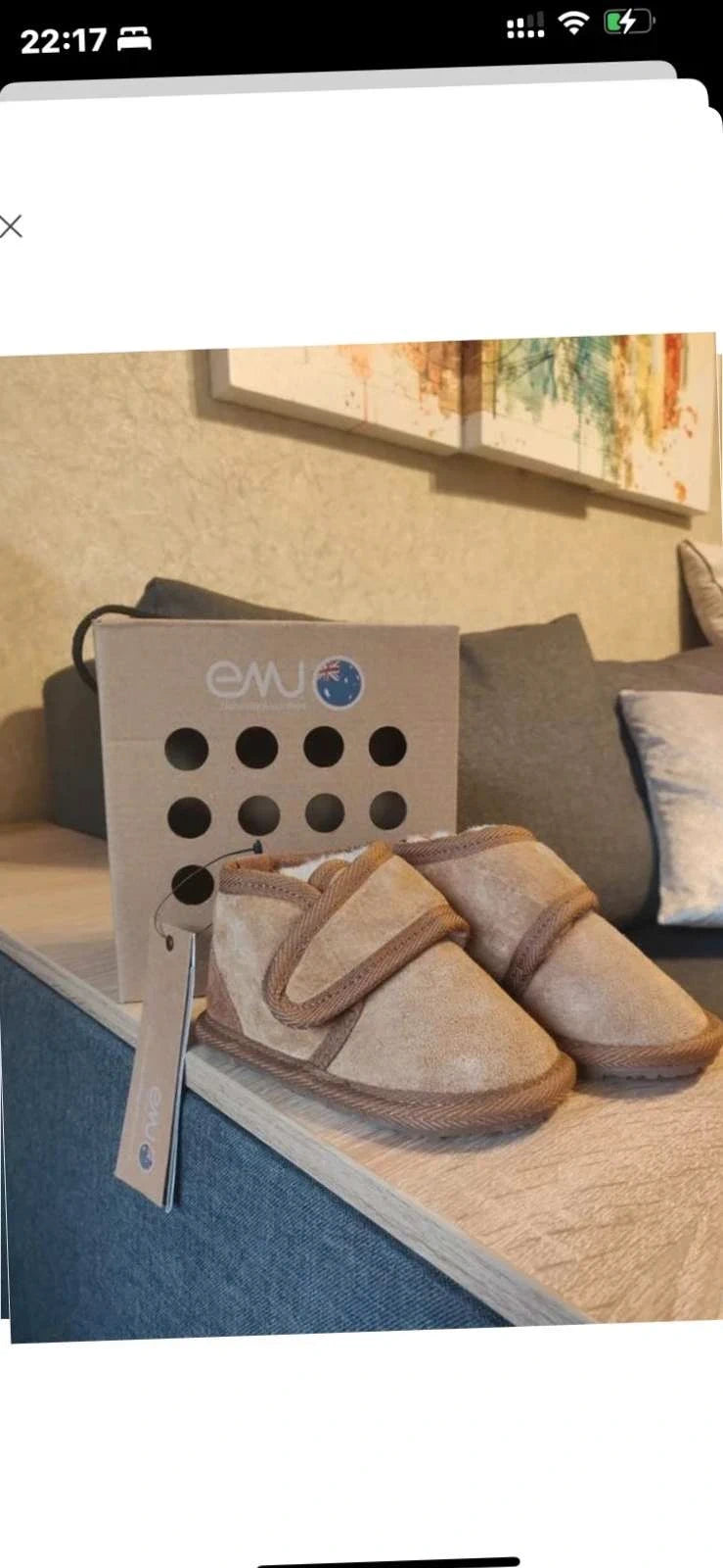 Emu kid's beige winter shoes