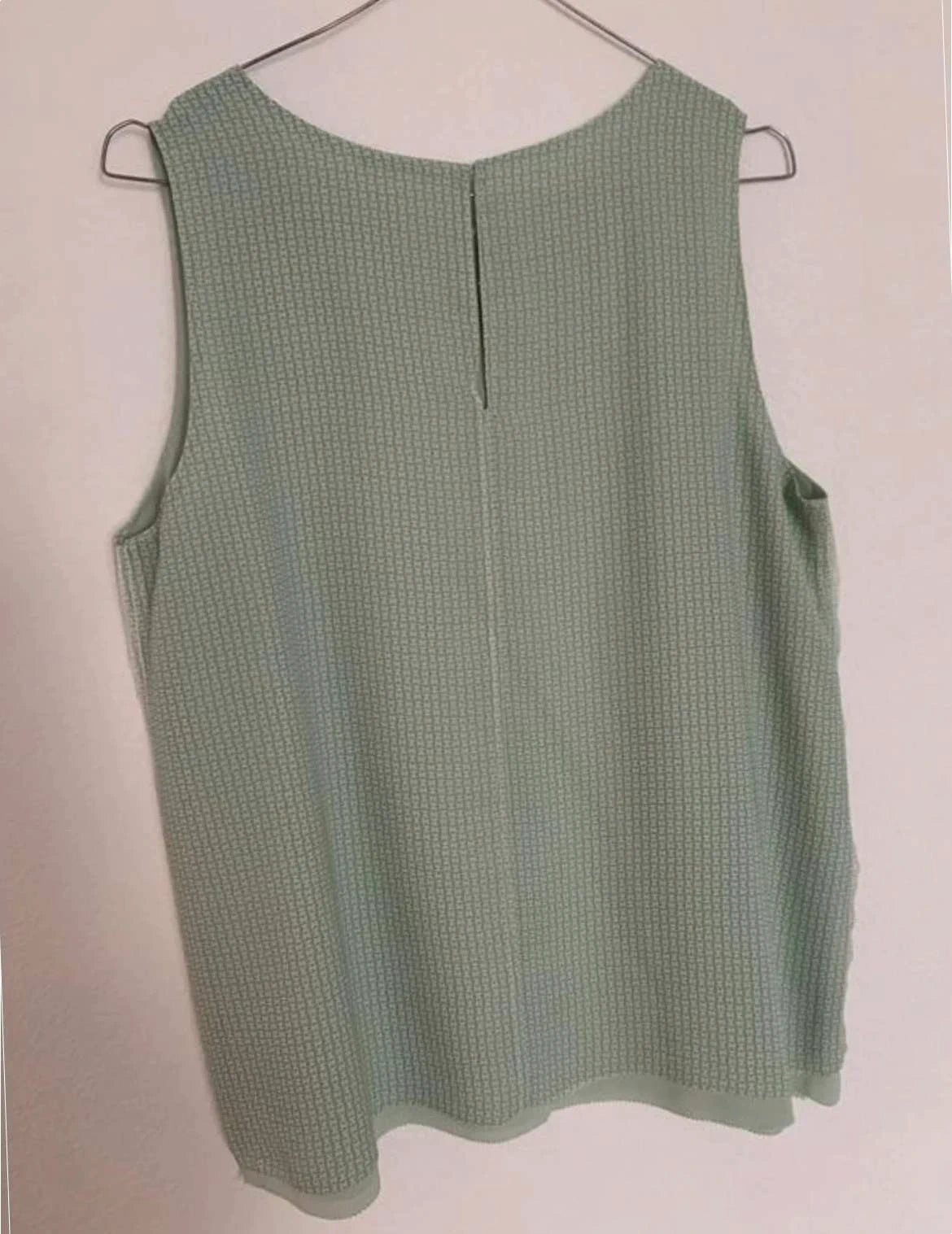 Hemisphere turquoise mint silk top H logo - view 2
