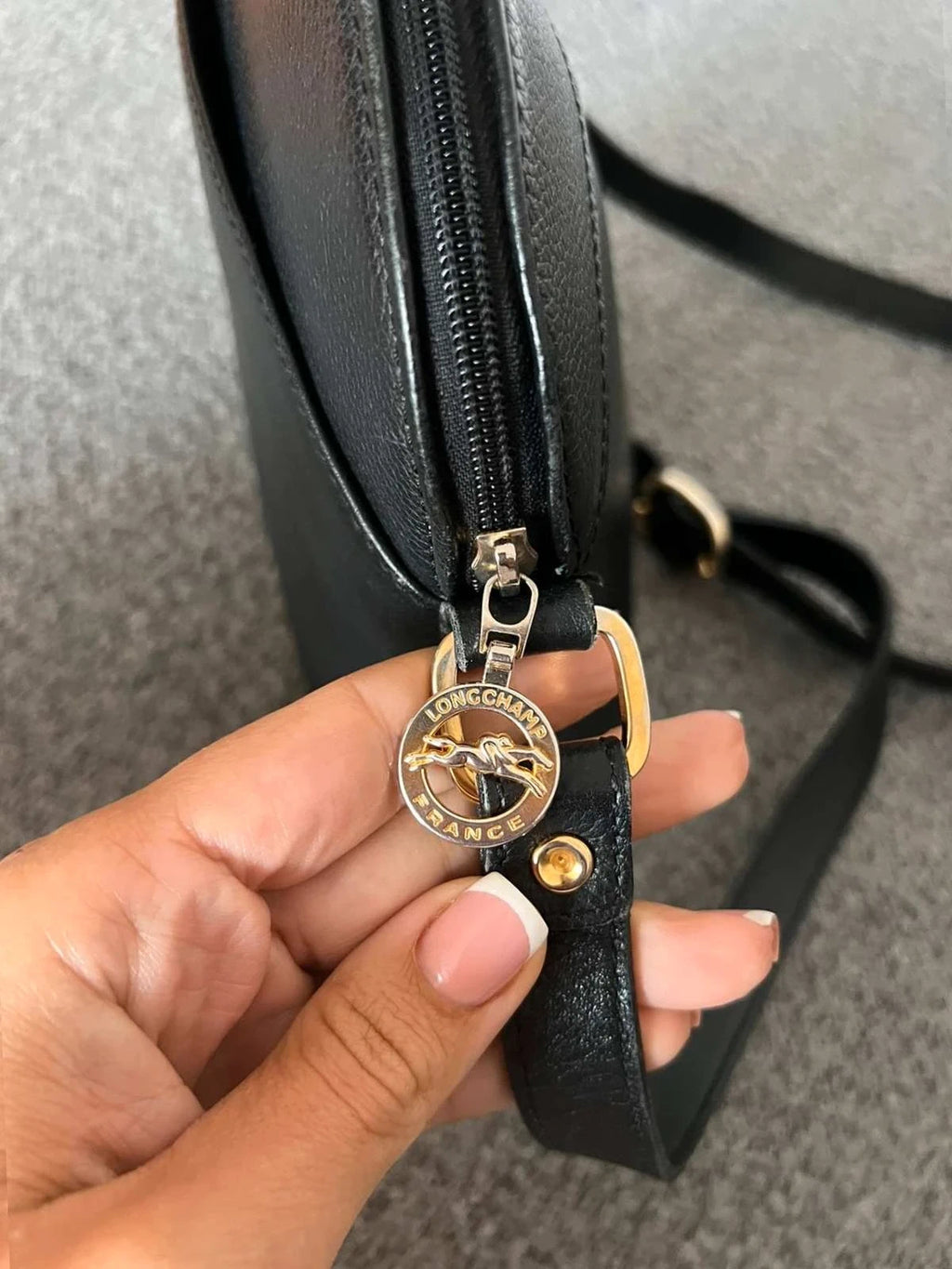 Longchamp black vintage leather crossbody shoulder bag - view 4