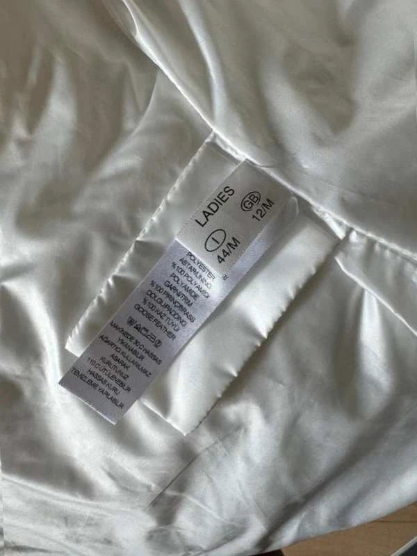 Fabiana Filippi sleeveless white down vest - view 6