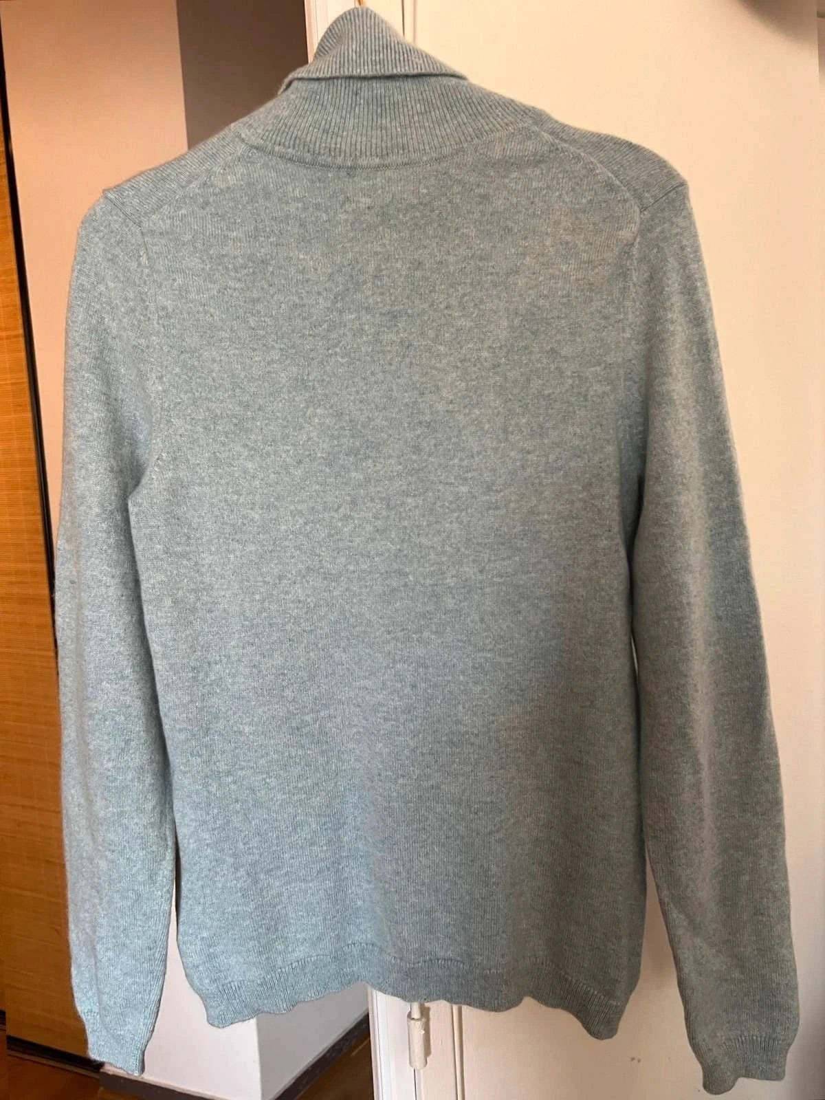 Eric Bompard blue cashmere turtleneck sweater - view 5