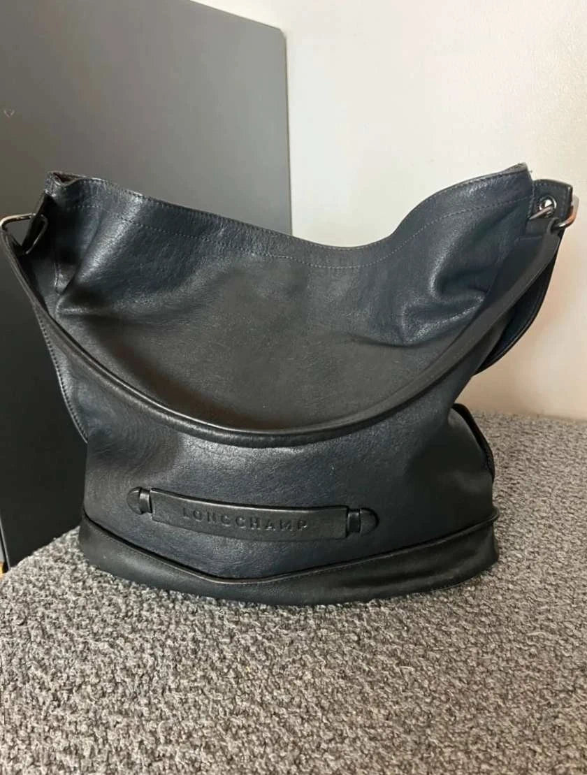 Longchamp 3D black navy leather bag