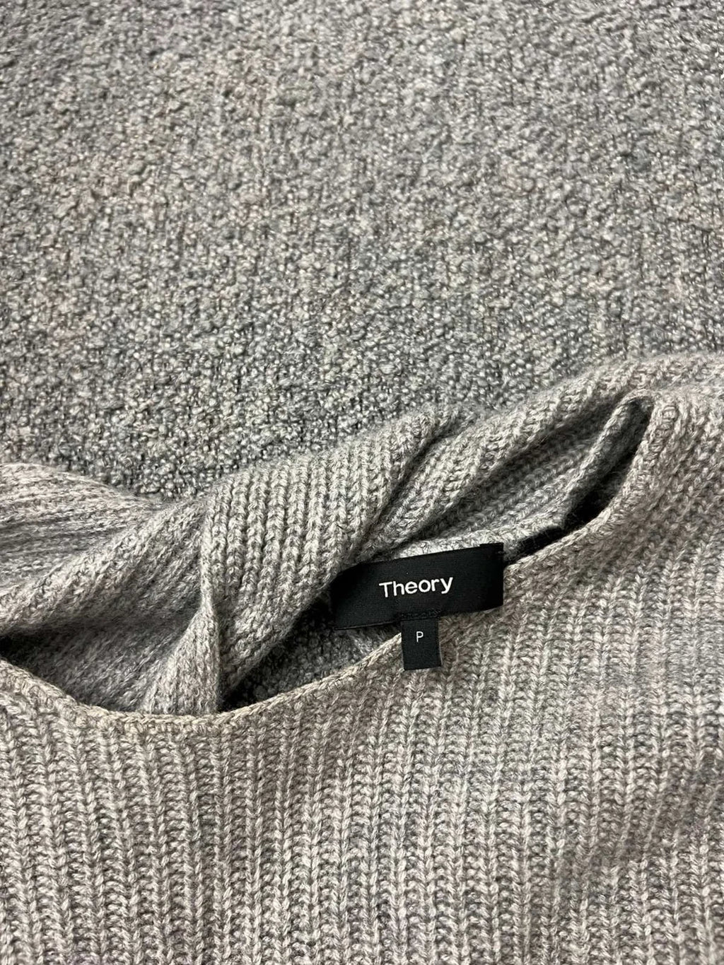 Theory grey cashmere top sweater - view 5