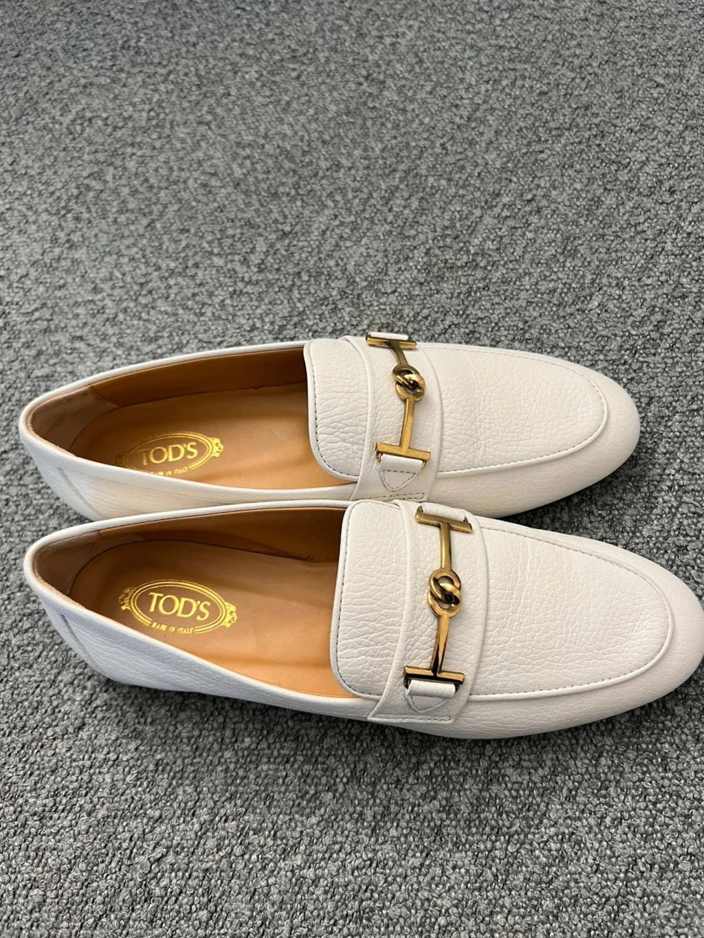Tod's T ring new white loafers - view 3