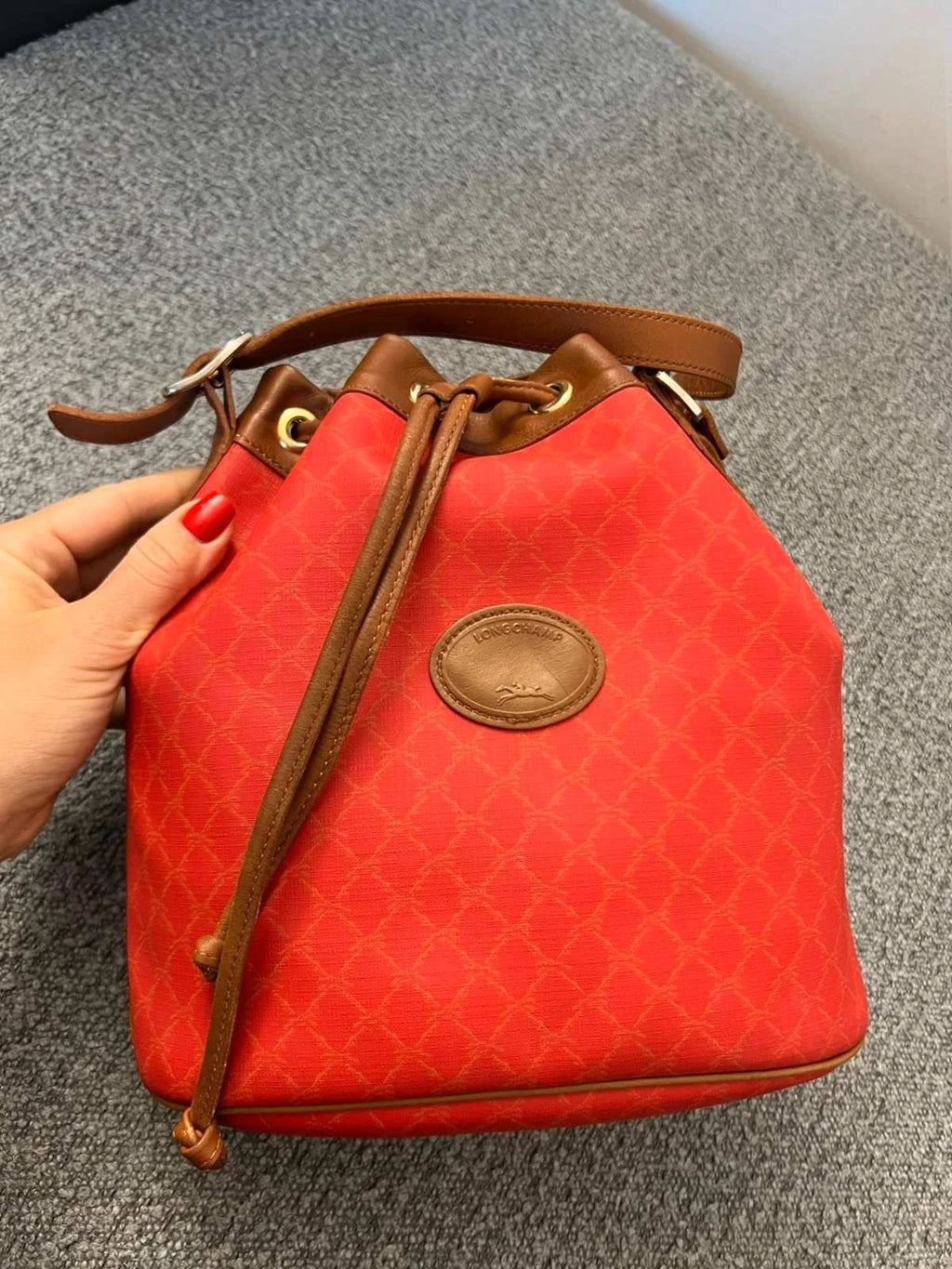 Longchamp red canvas vintage bucket bag - view 3