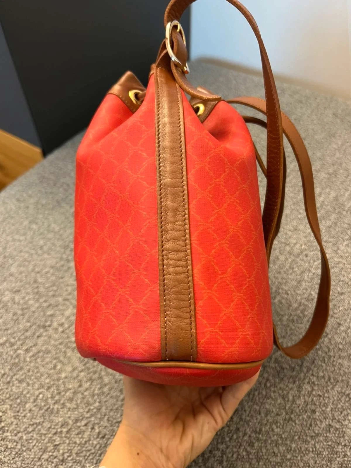 Longchamp red canvas vintage bucket bag - view 9