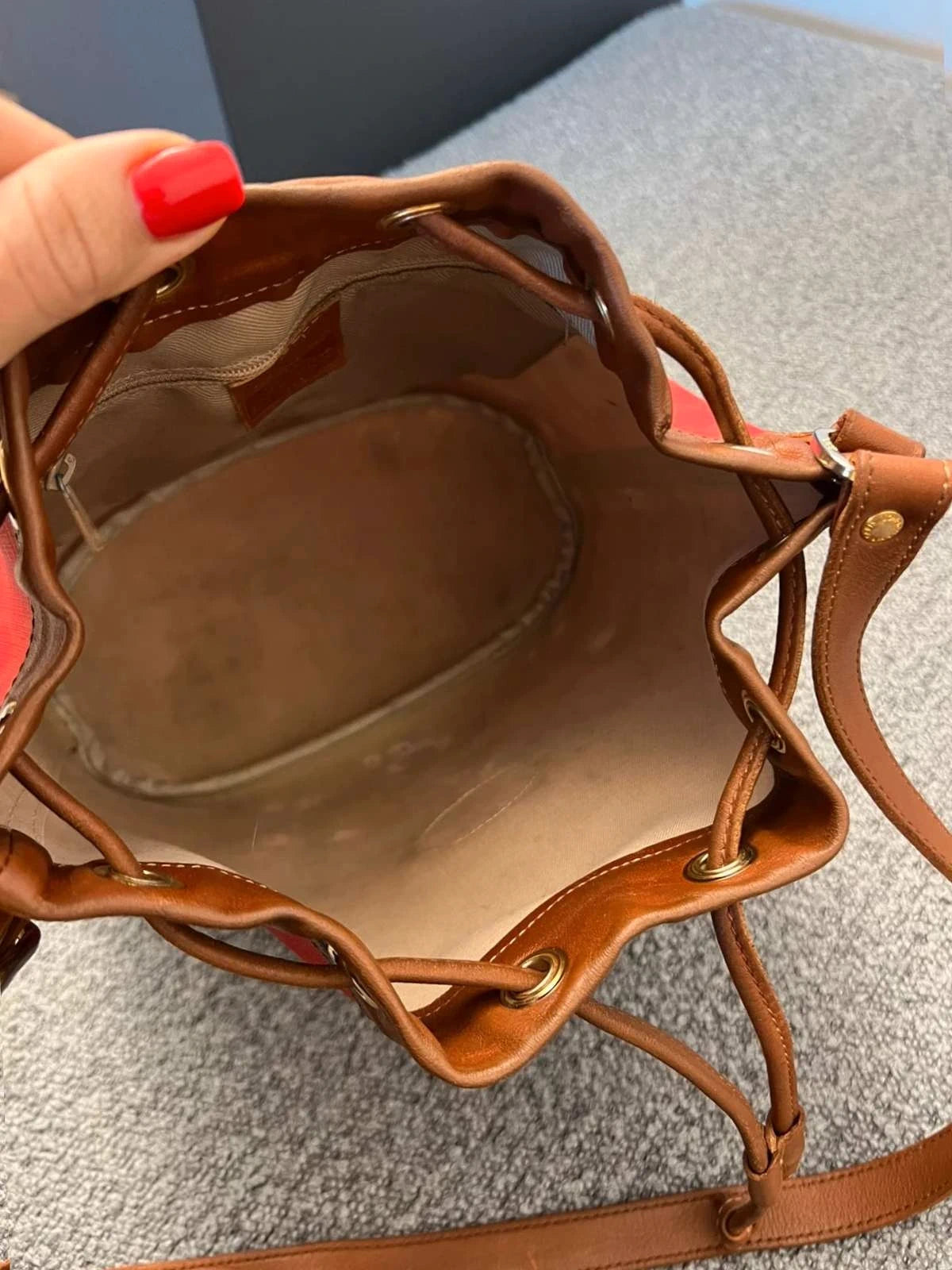 Longchamp red canvas vintage bucket bag - view 12