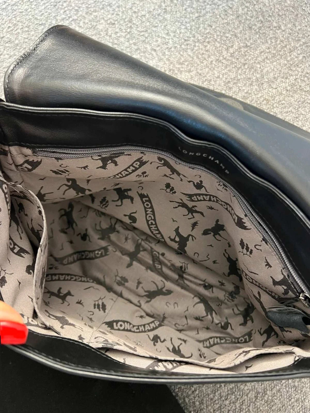 Longchamp cavalcade black leather shoulder bag - view 12
