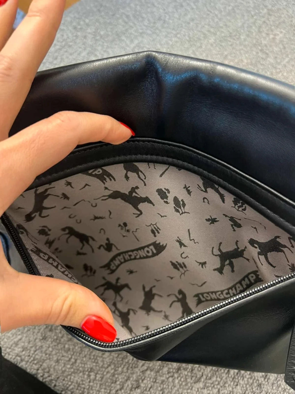 Longchamp cavalcade black leather shoulder bag - view 6