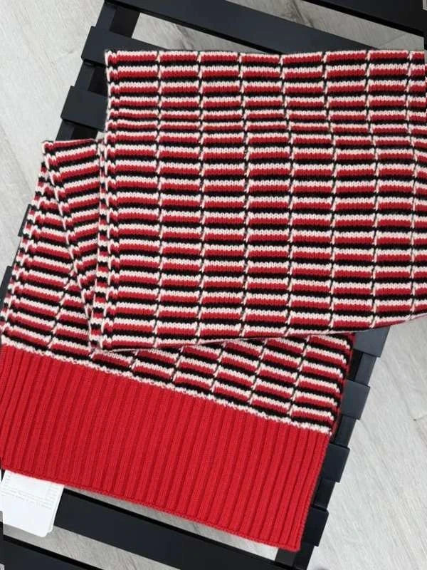Eric Bompard red woven wool cashmere scarf