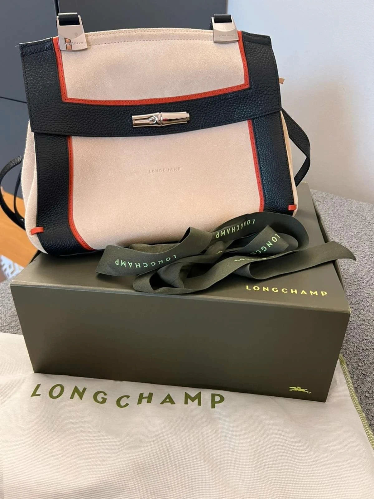 Longchamp Madeleine Tribu new suede leather bag - view 2