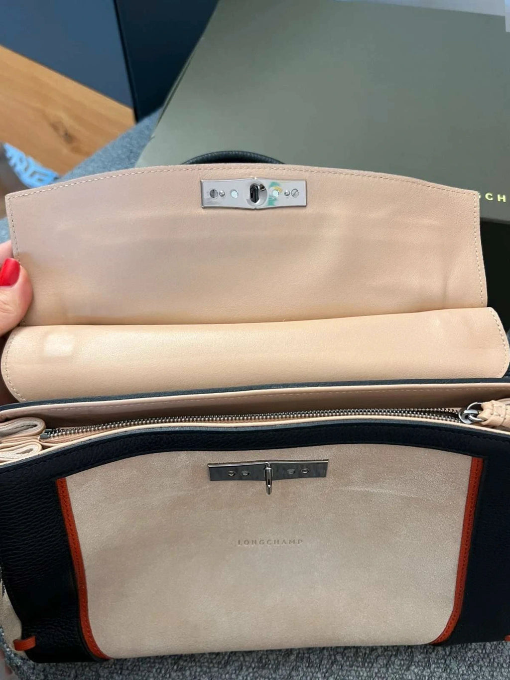 Longchamp Madeleine Tribu new suede leather bag - view 10