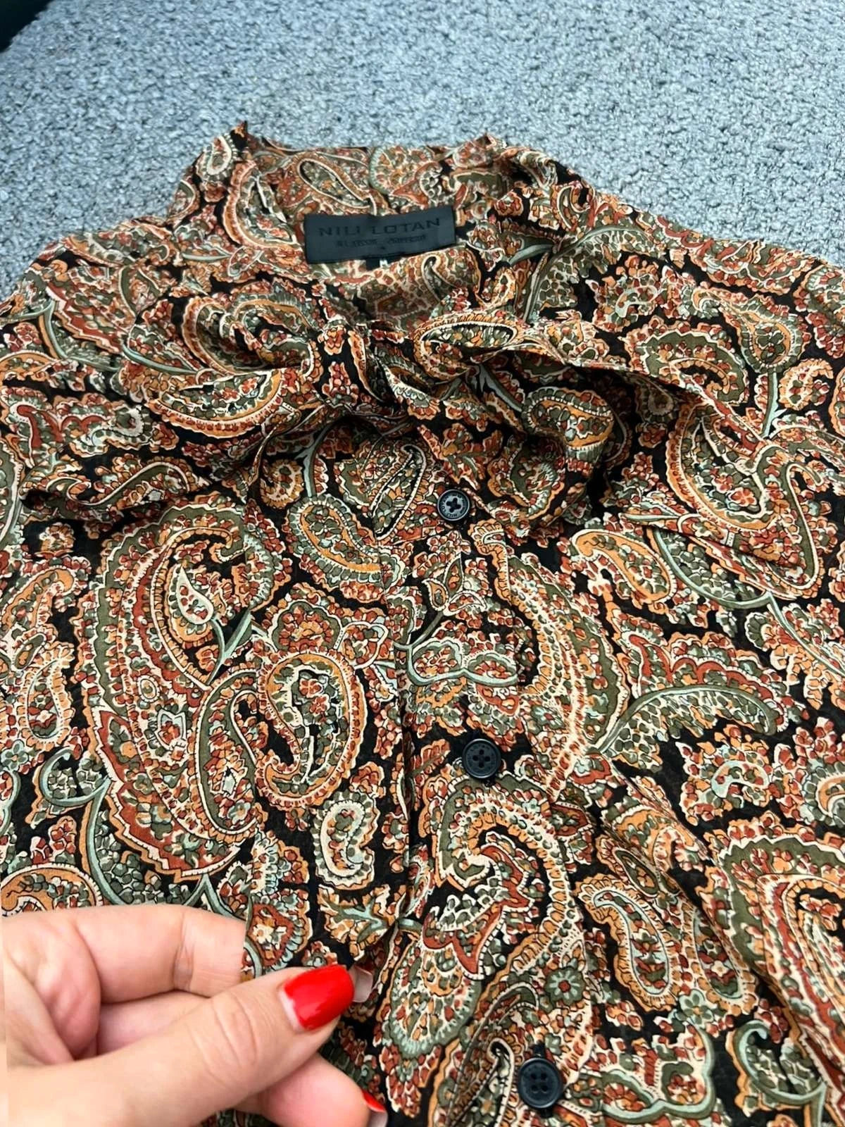 Nili Lotan new silk blouse with a bow - view 7