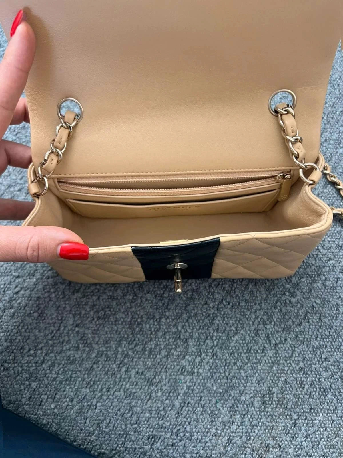 Chanel rare bicolor beige and black quilted leather mini crossbody bag - view 13