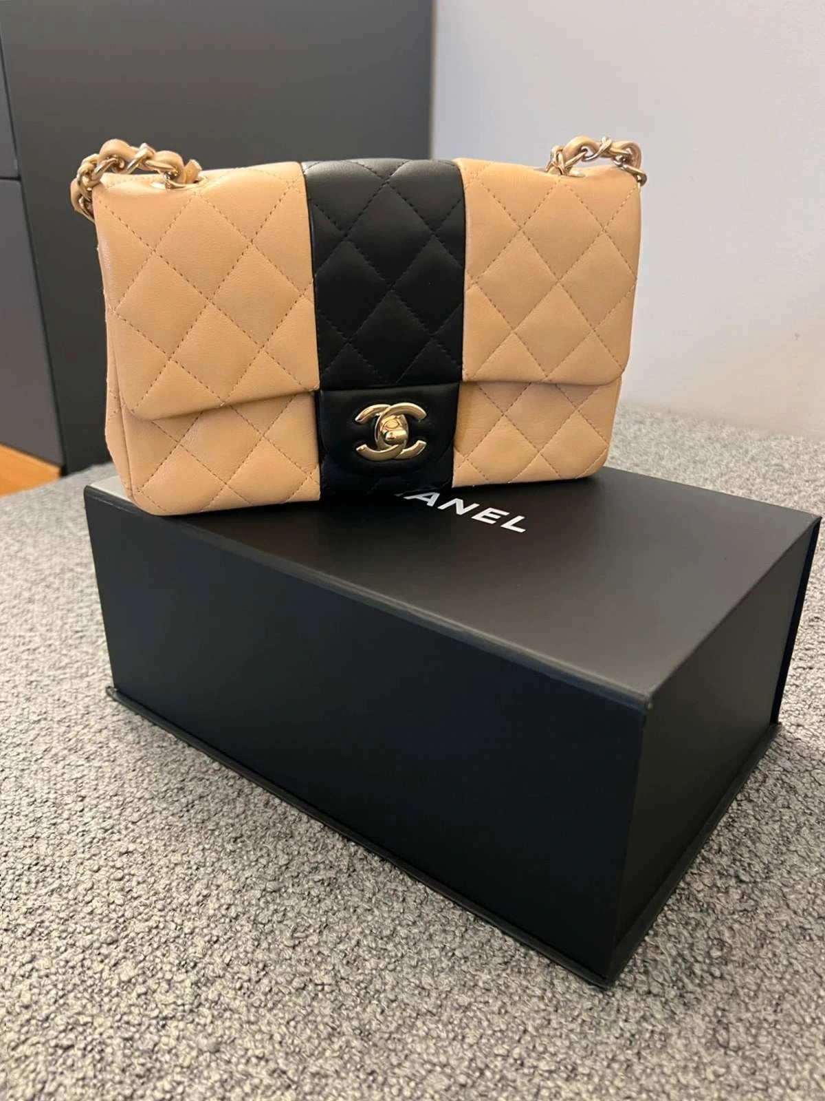Chanel rare bicolor beige and black quilted leather mini crossbody bag - view 2