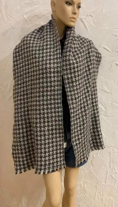 Andrea's 1947 cashmere alpaca scarf shawl - view 3