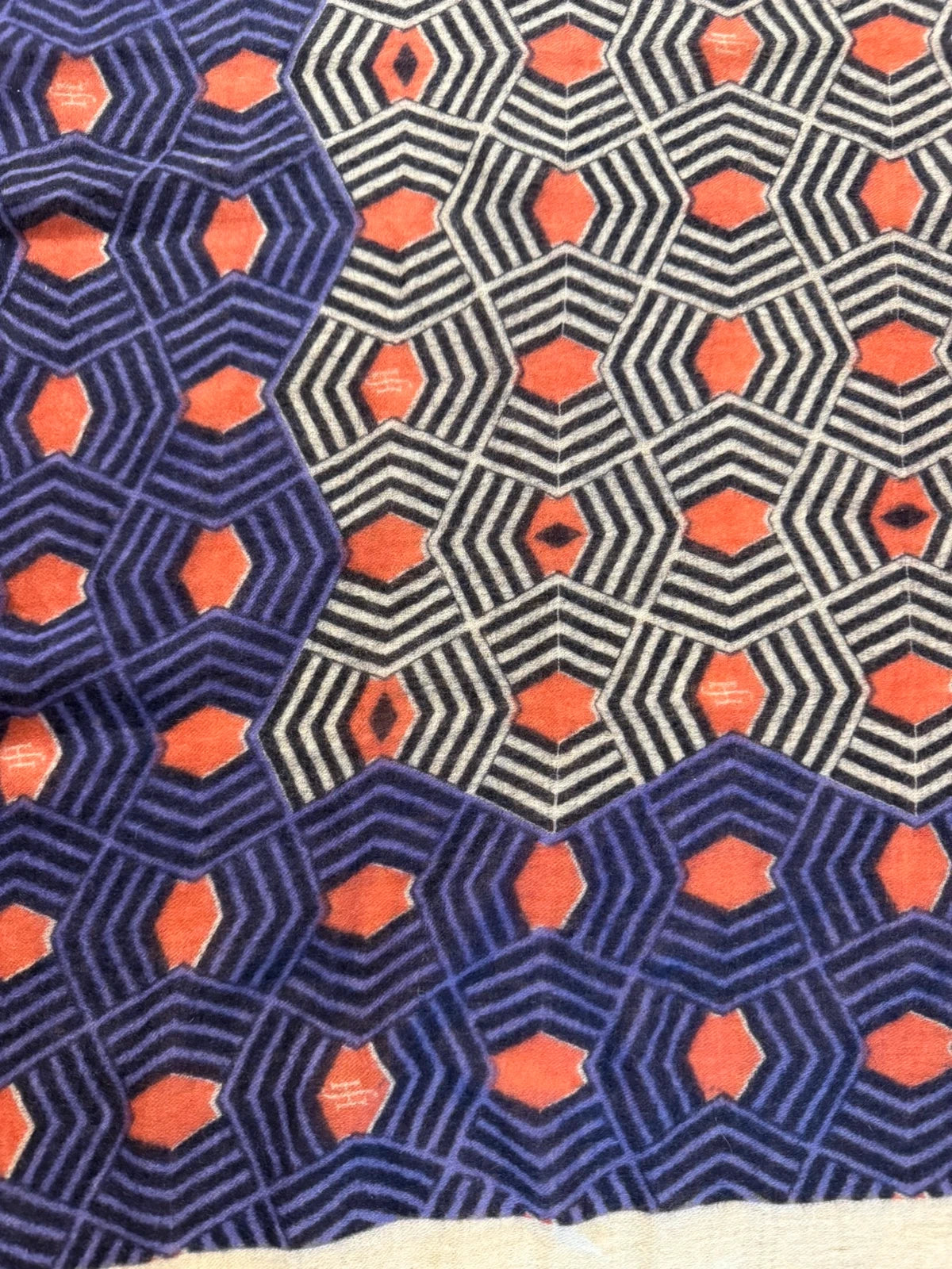 Friendly Hunting new huge cashmere shawl scarf - view 6