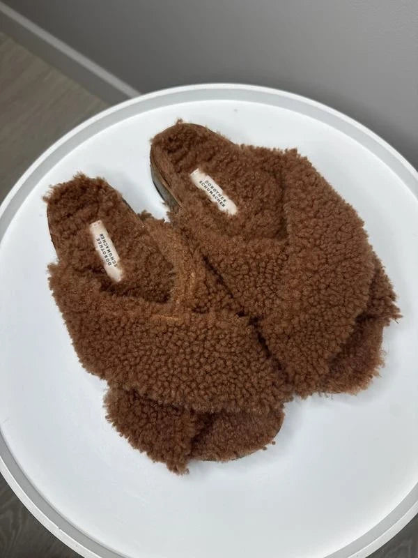 Dorothee Schumacher brown shearling sandals - view 2
