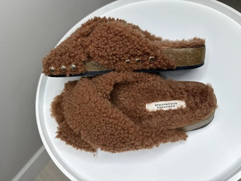Dorothee Schumacher brown shearling sandals - view 4