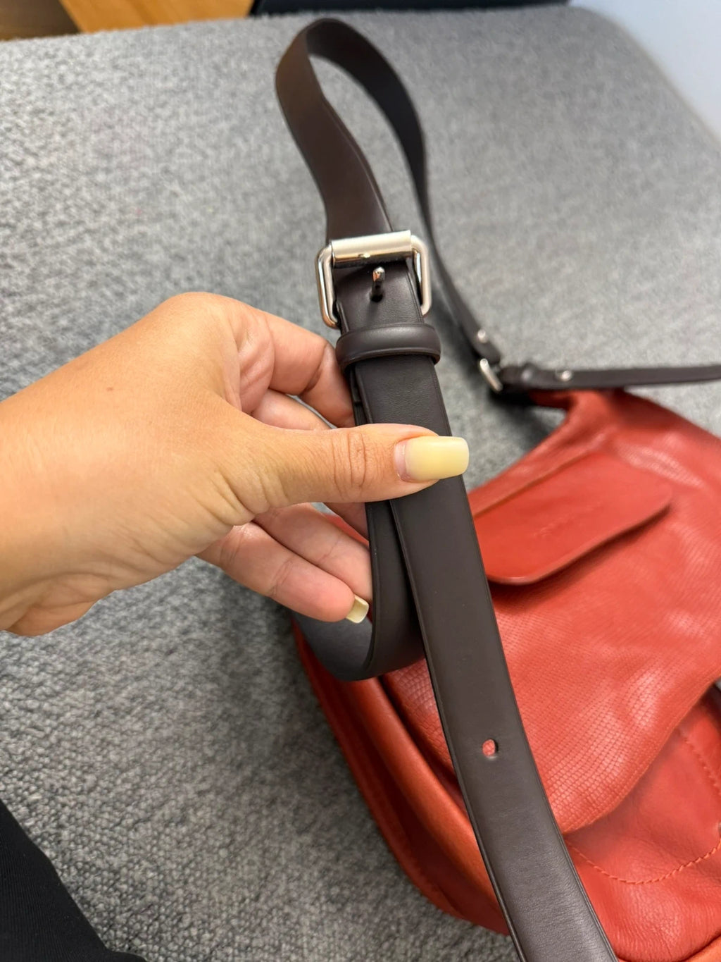 Longchamp balzane terracotta leather crossbody bag - view 7