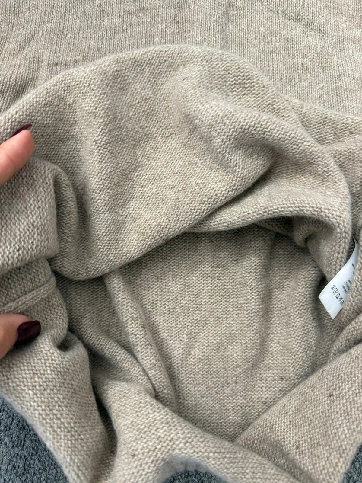 Nickole Farhi beige wool cashmere sweater - view 8