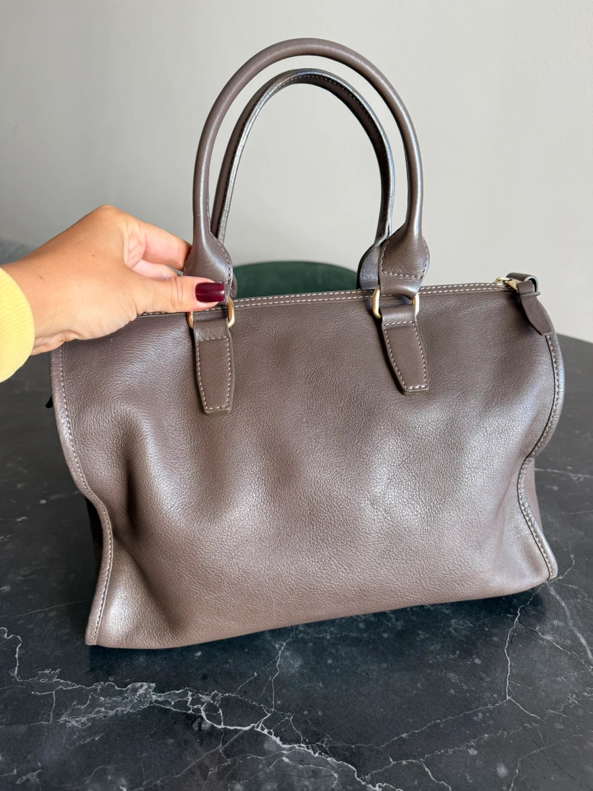 Longchamp balzane taupe leather handbag - view 6