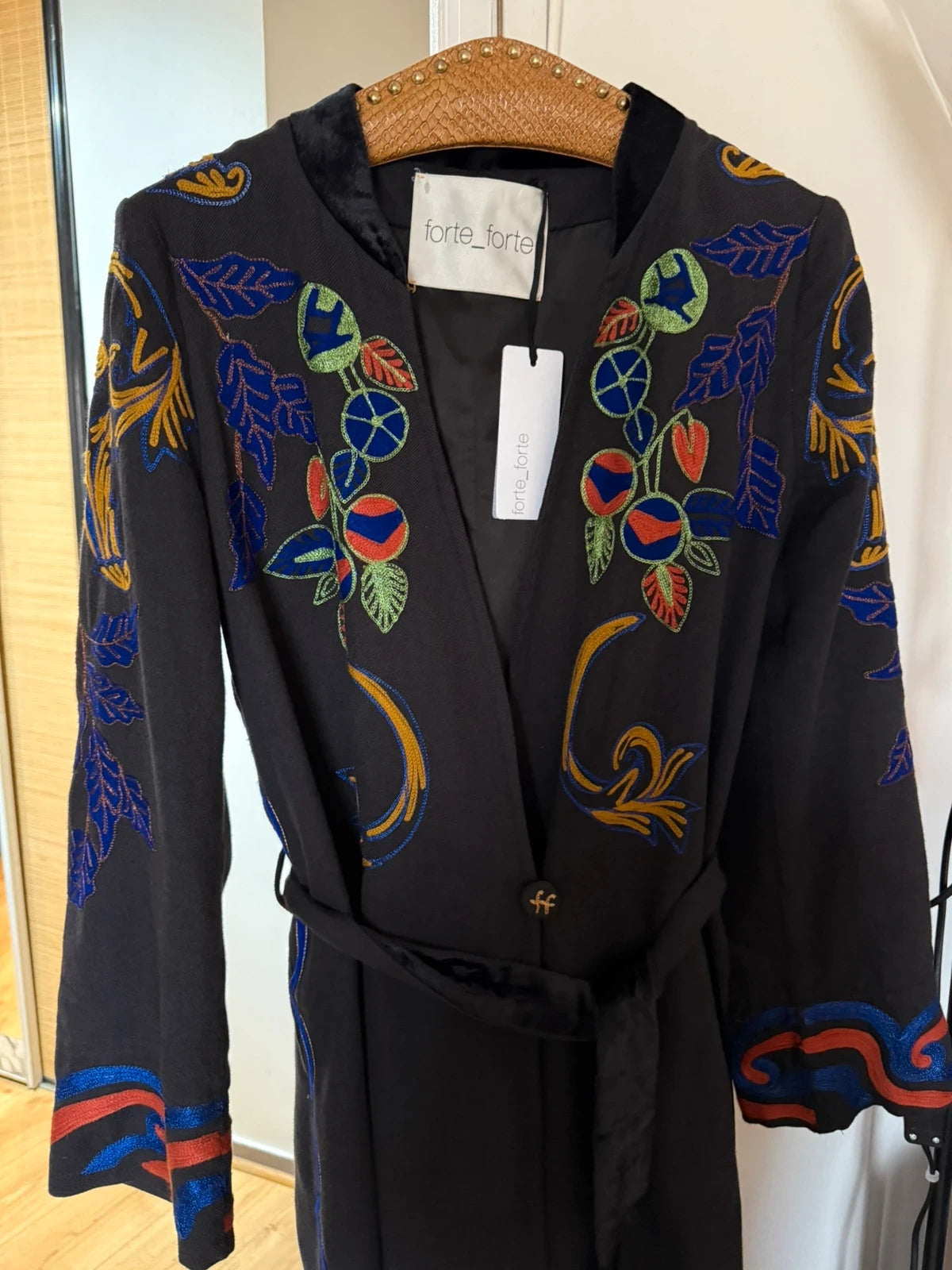 Forte Forte black embroidered cotton wool belted coat - view 5