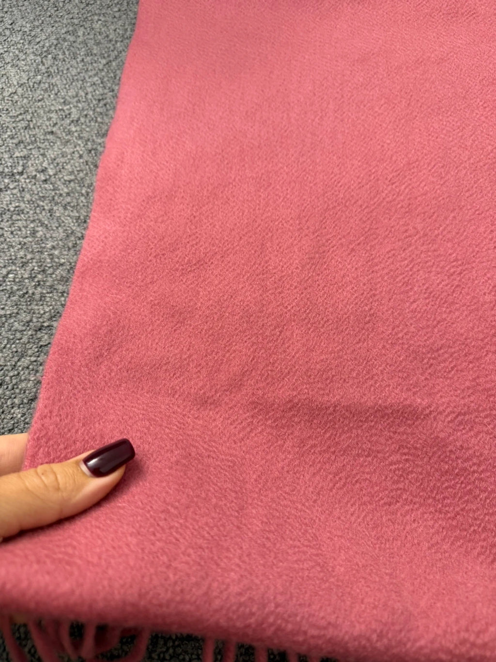 Eric Bompard cashmere dusty pink scarf - view 2
