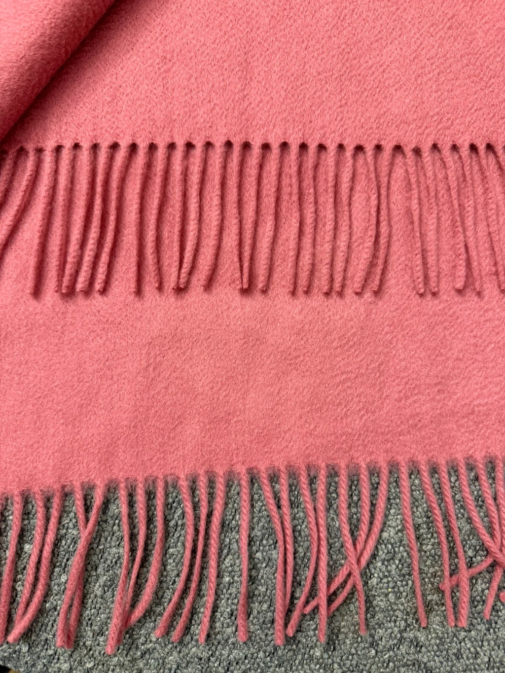 Eric Bompard cashmere dusty pink scarf - view 5