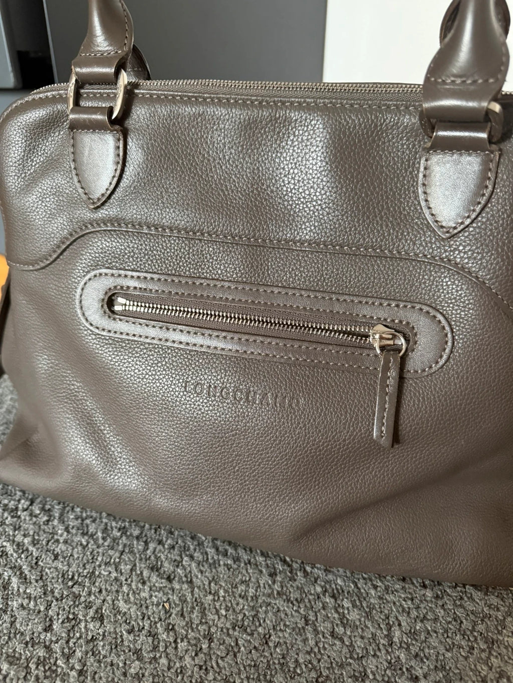 Longchamp taupe brown leather bag - view 2