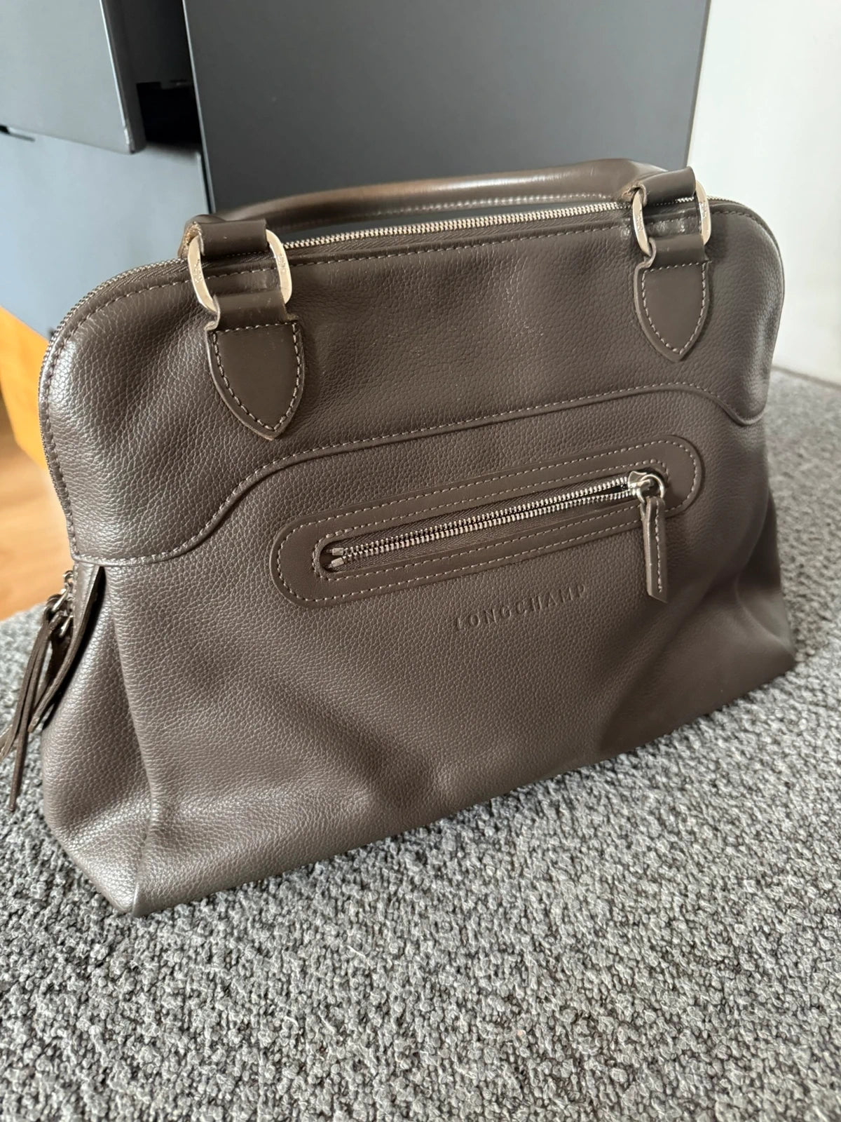 Longchamp taupe brown leather bag - view 3