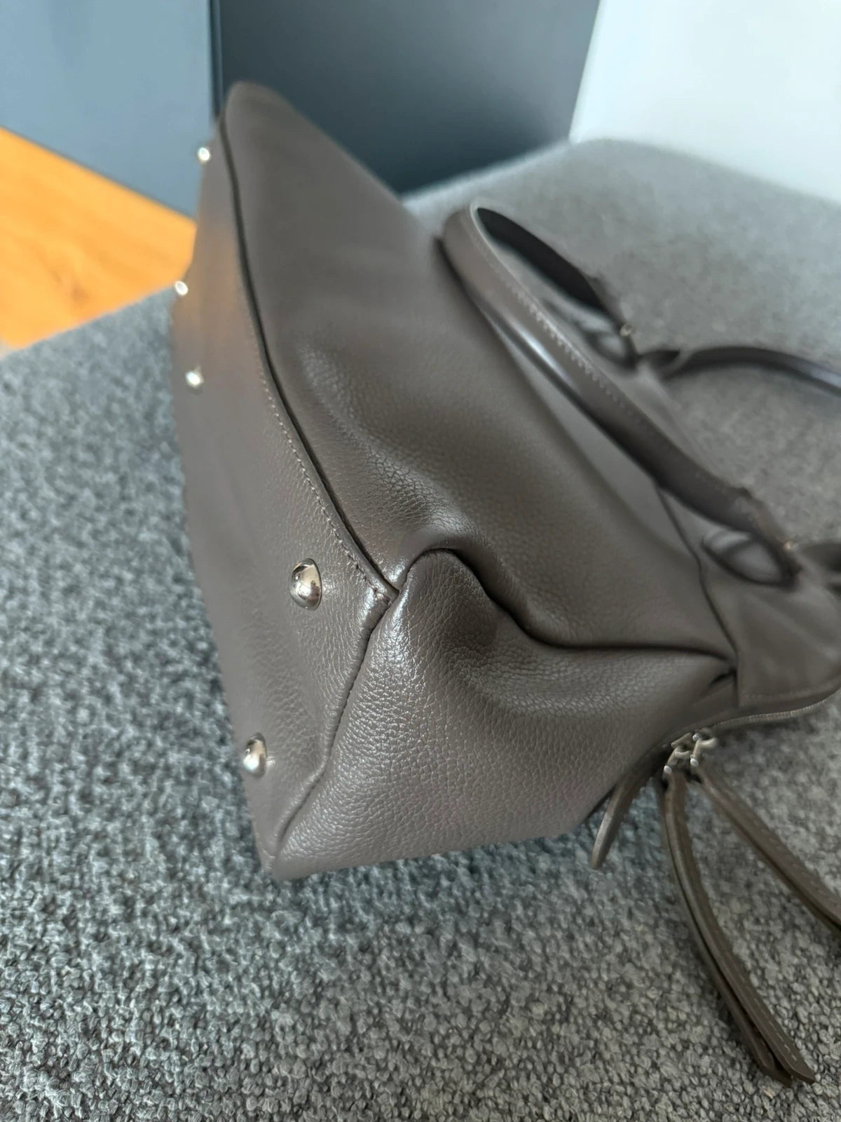 Longchamp taupe brown leather bag - view 6