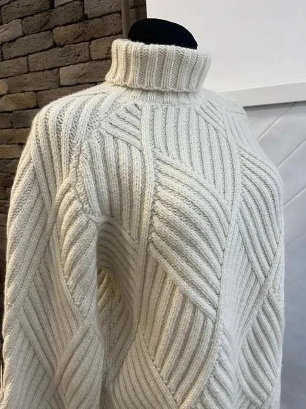 Victoria Beckham ecru white lamb wool turtleneck sweater - view 2