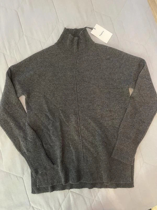 Theory new grey cashmere turtleneck sweater