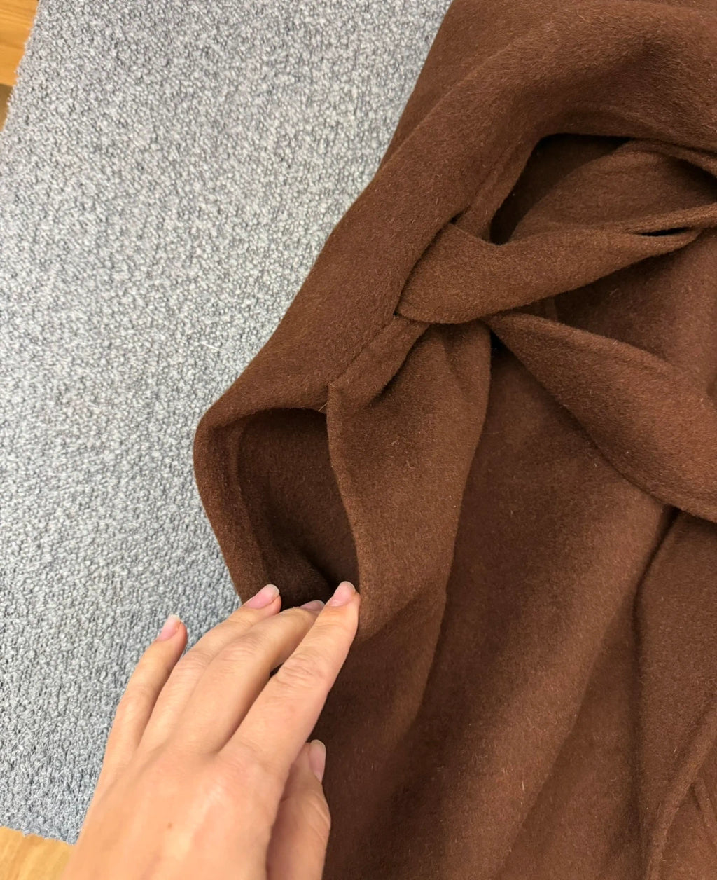 Joseph Oslo dbl cashmere brown belted coat - view 5