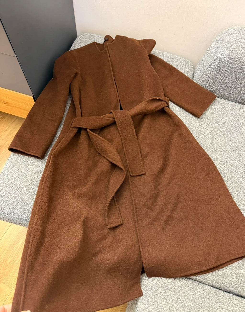Joseph Oslo dbl cashmere brown belted coat - view 4