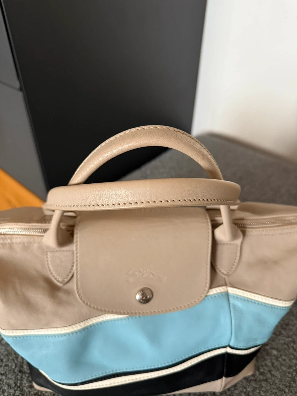 Longchamp le pliage grey blue leather small bag - view 3