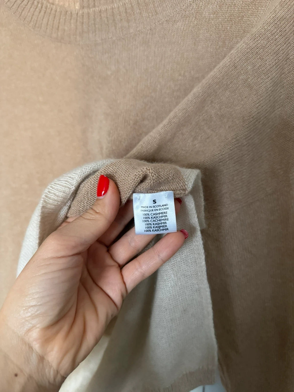 Johnstons of Elgin cashmere sweater - view 7