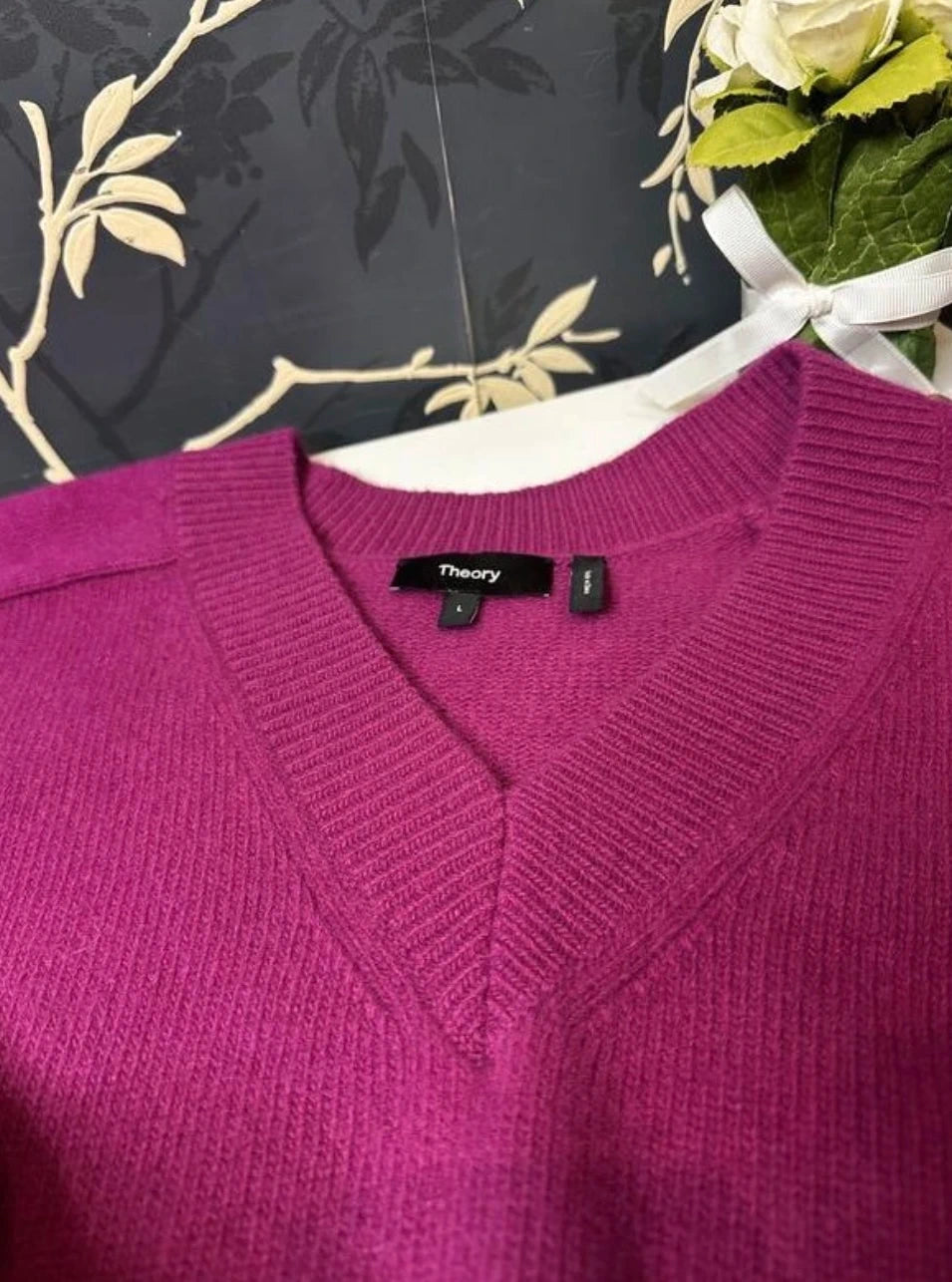 Theory fuchsia 100% cashmere jumper sweater - view 6