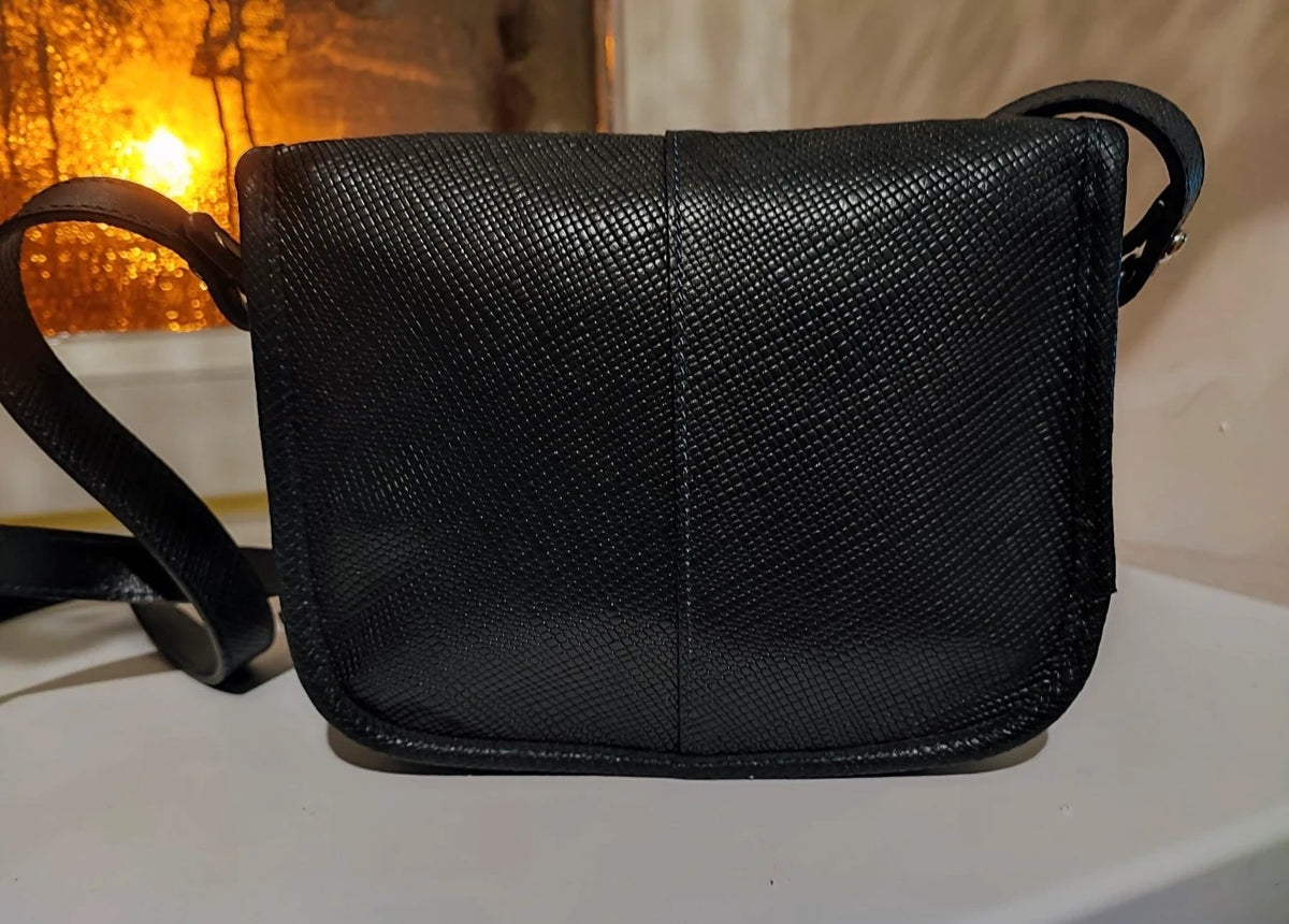 Longchamp quadri dark navy leather crossbody bag - view 2