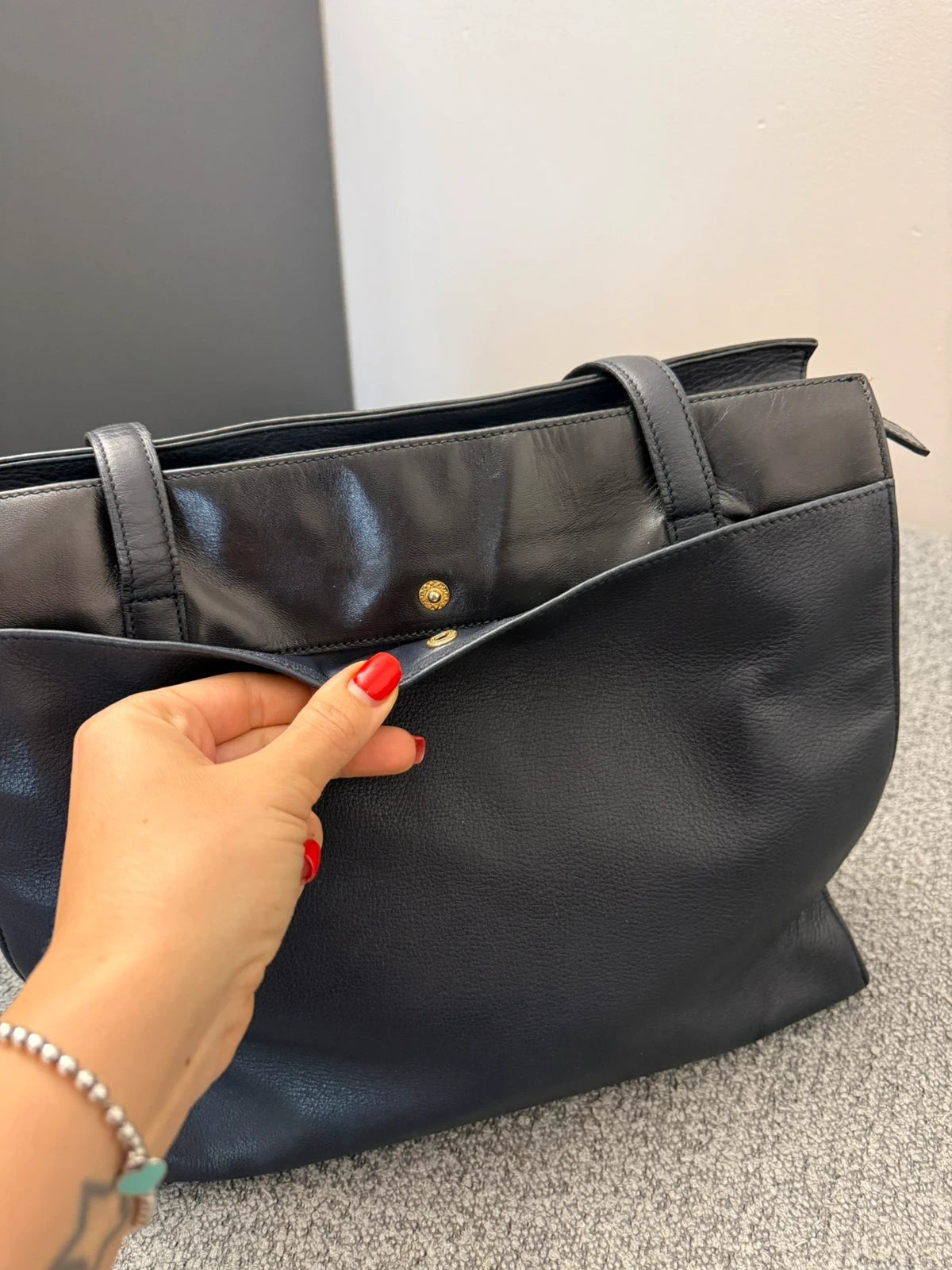 Longchamp vintage navy blue and black leather shoulder bag - view 5