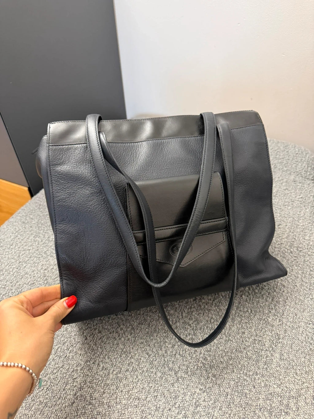 Longchamp vintage navy blue and black leather shoulder bag - view 3