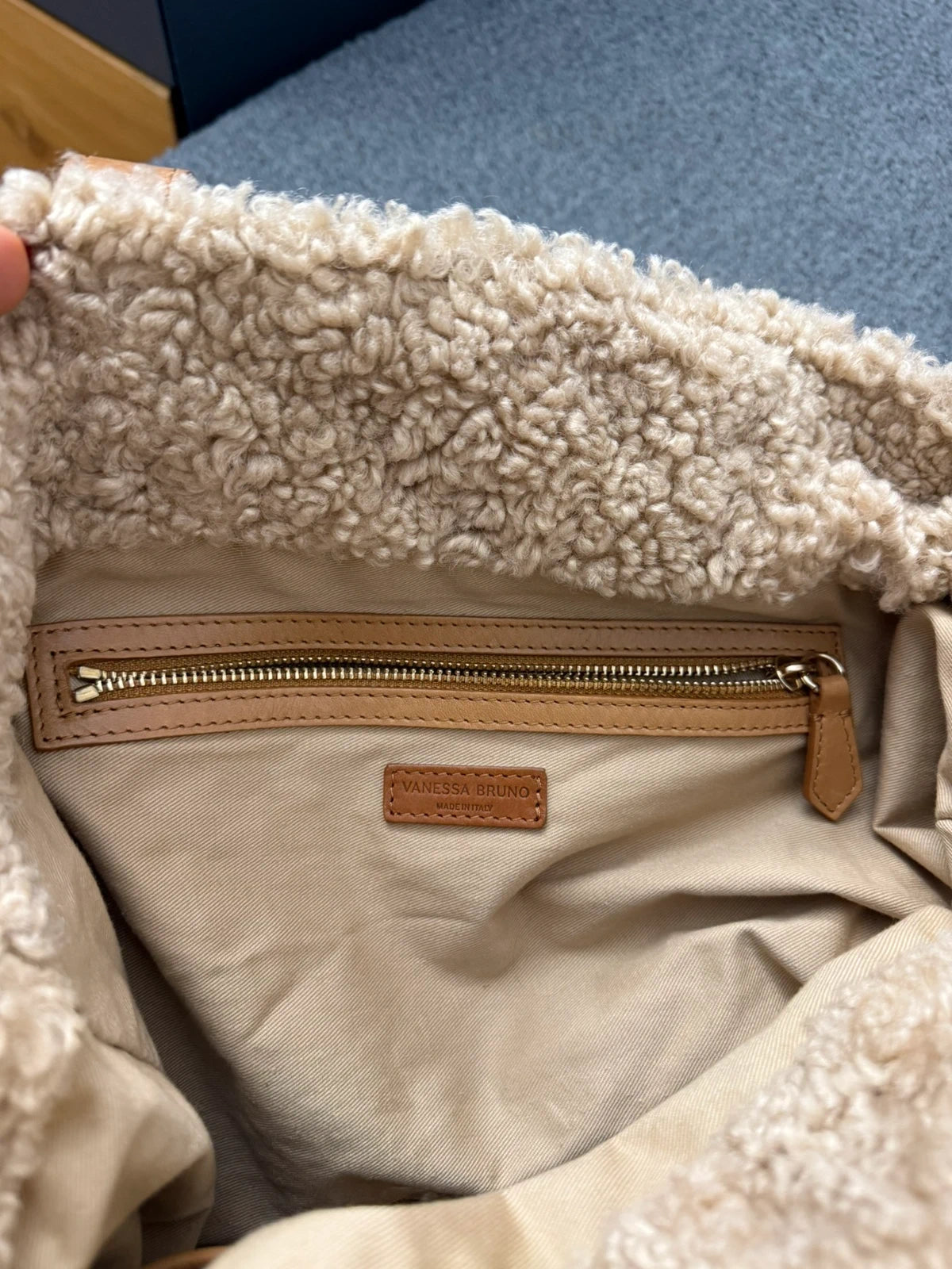Vanessa Bruno new beige leather fur bag - view 8