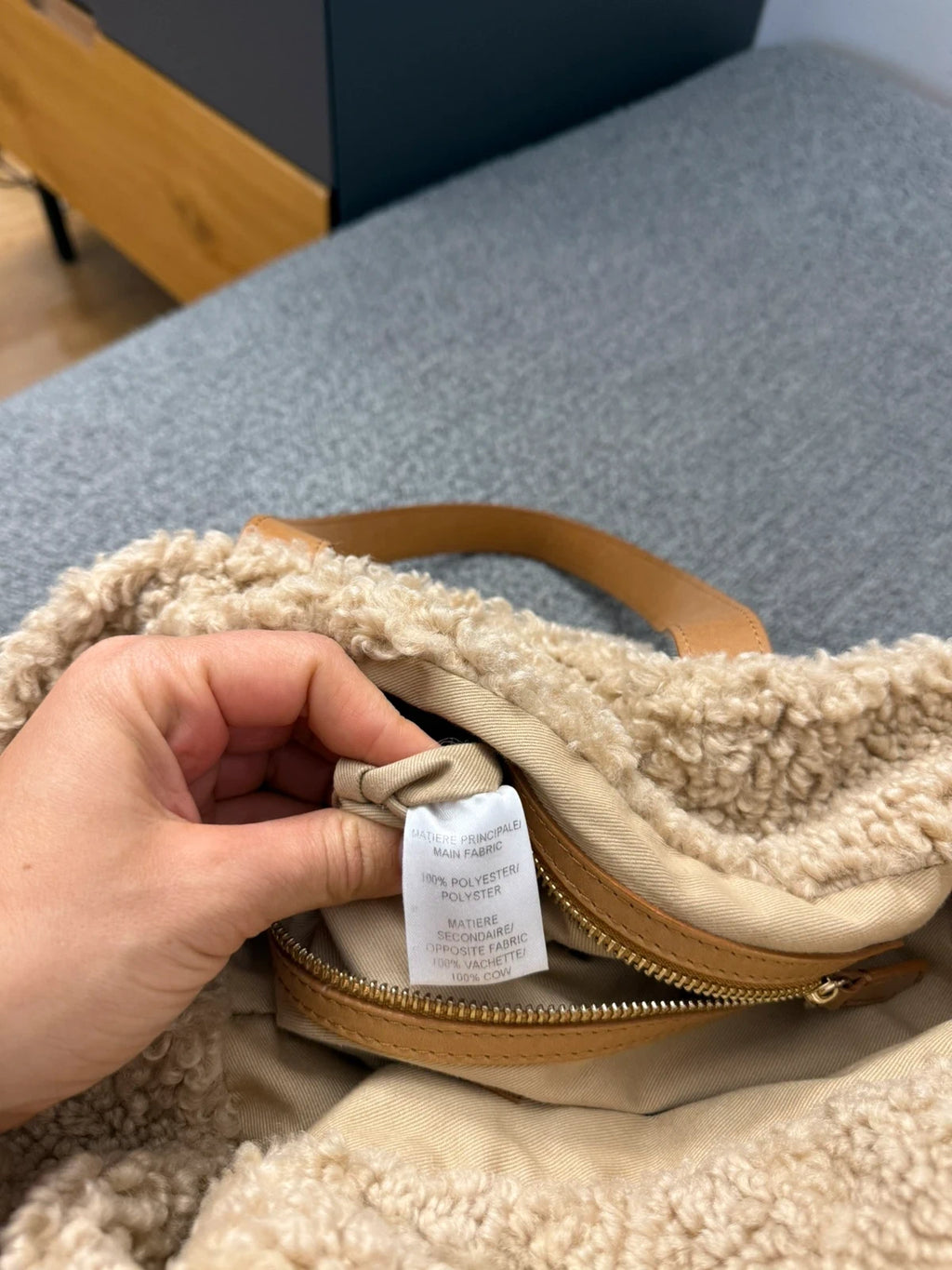 Vanessa Bruno new beige leather fur bag - view 9